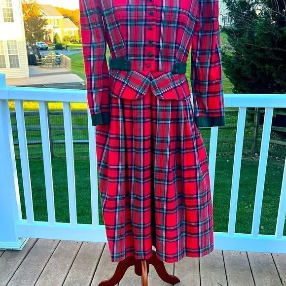 Petite Lanz Made USA Christmas Holiday flannel Vintage nightgown dress Womens 12